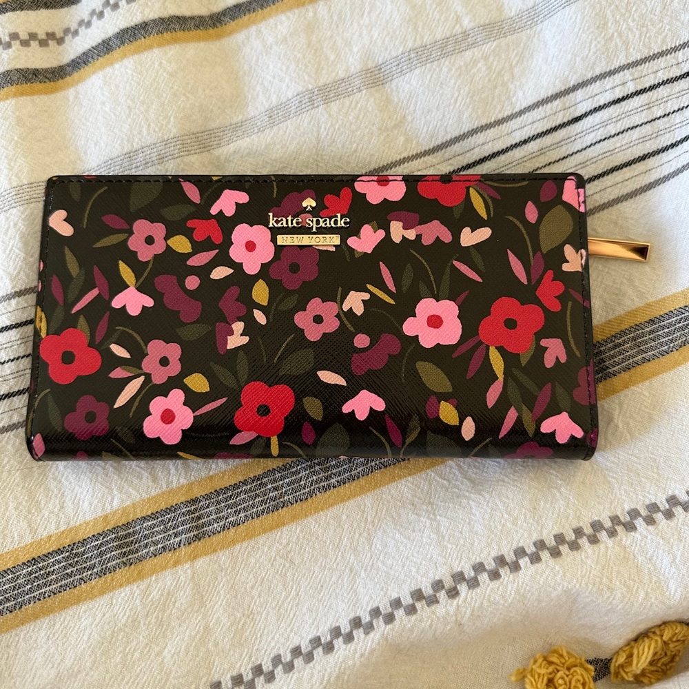 Kate spade wallet